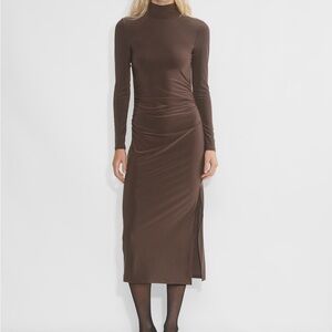 BNWT Aritzia Wilfred Remedy Long Sleeve OpenBack Dress, Rich Mocha Brown, Medium